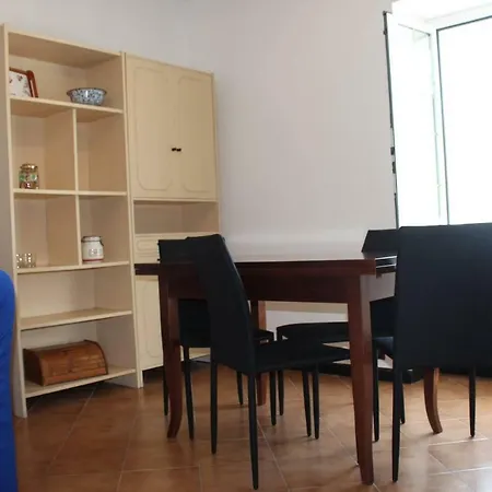 Apartment La Casetta Di Graziella Vezzi Portio